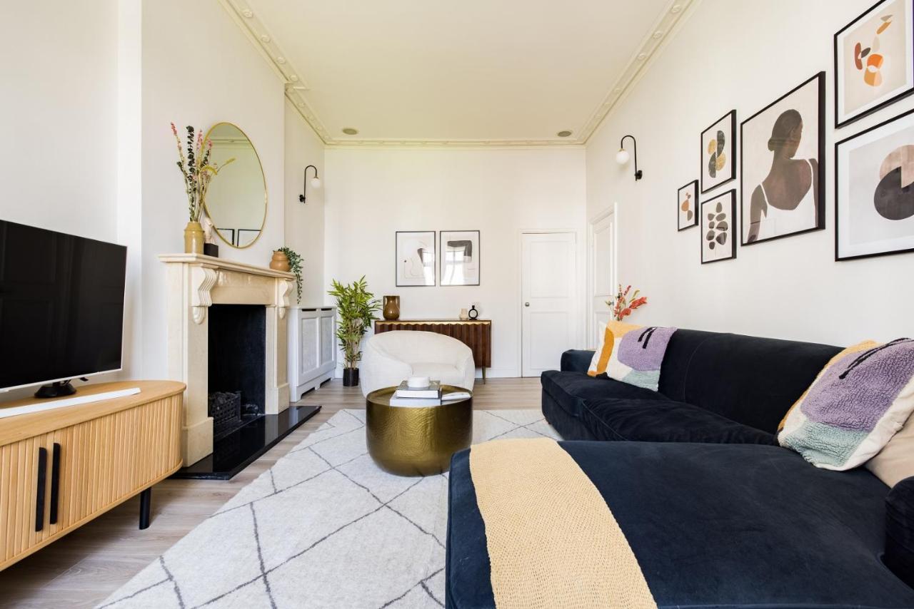 The Sussex Garden Retreat - Elegant 2Bdr Flat Appartamento Londra Esterno foto