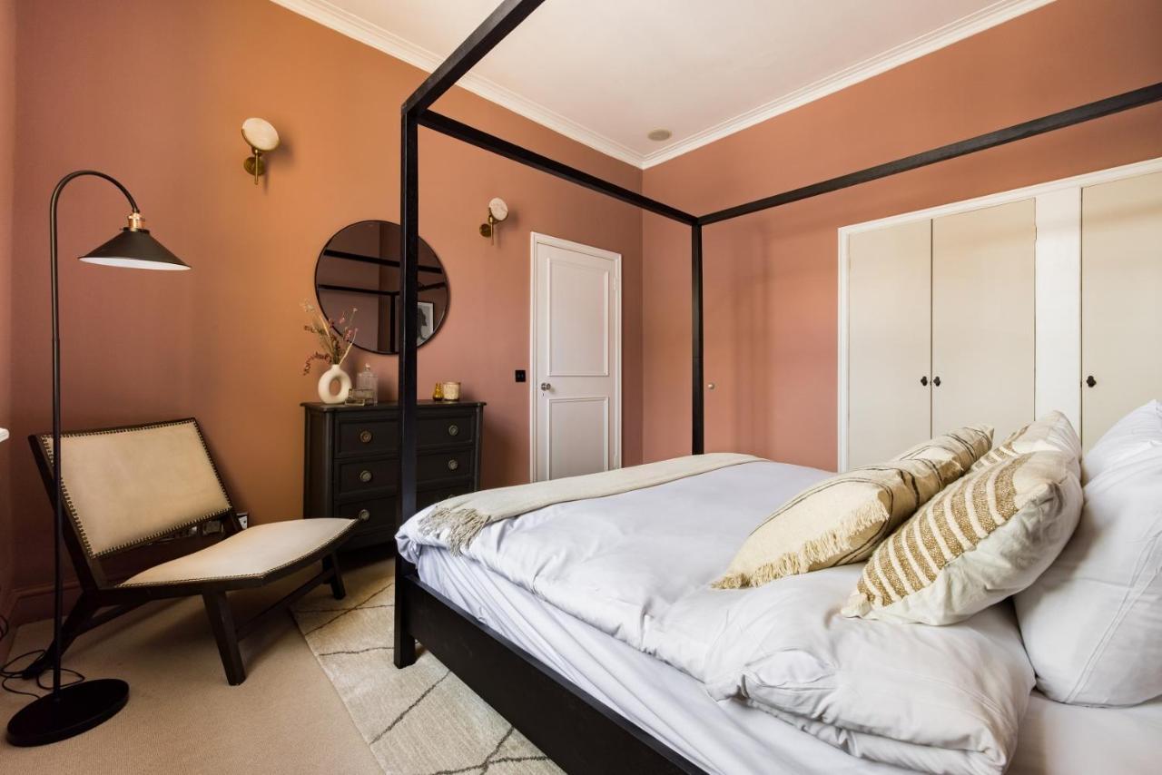 The Sussex Garden Retreat - Elegant 2Bdr Flat Appartamento Londra Esterno foto
